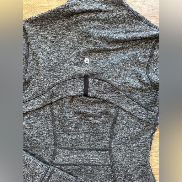 Lululemon Define Jacket Size 6 Long Sleeve Full Zip
Heathered Black - Picture 9 of 15